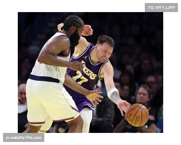 湖人詹姆斯东契奇双星 球权分配敏感影响战术协作